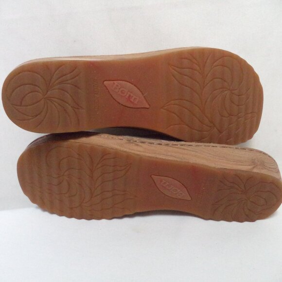 Born Andy nubuck leather clogs mules comfort slides taupe Women Size Sz 10 - Picture 9 of 10